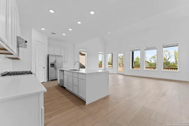 $449,990 | 5504 Paschal Park, New Braunfels, TX 78132