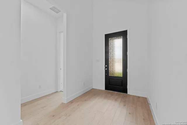 $449,990 | 5504 Paschal Park, New Braunfels, TX 78132