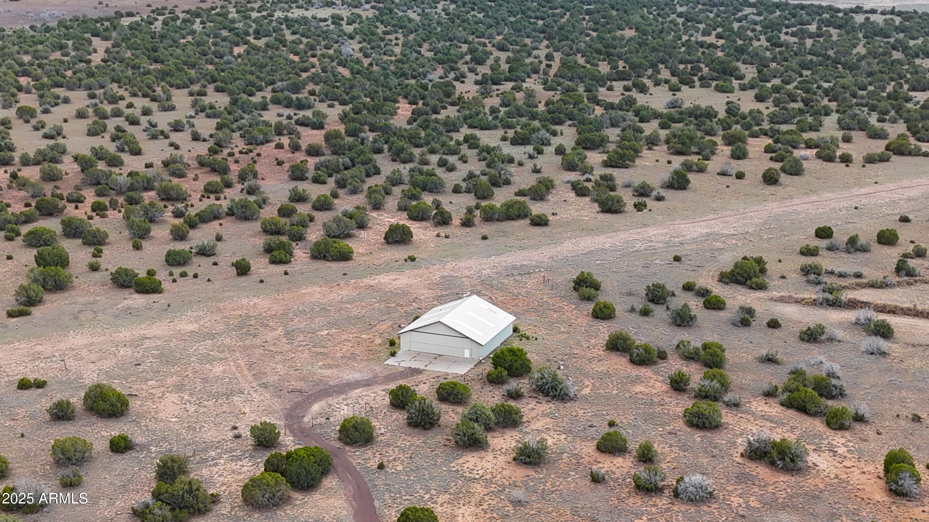 8051 Concho Az 85924 Concho, AZ 85924 - Photo 2 of 6 50' x 52'