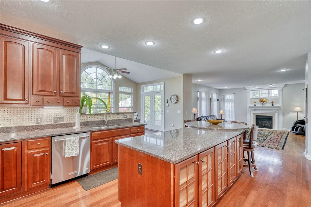 47 Brass Castle Webster, NY 14580 - Photo 17 of 50 kitchen