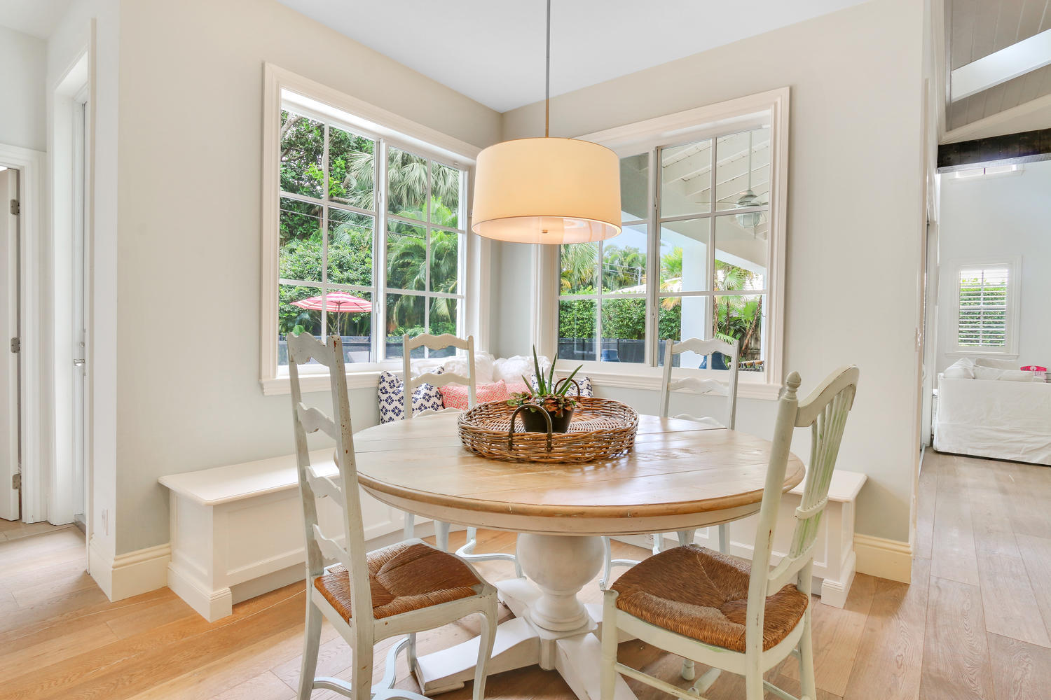 610 Northwest 7th Avenue Boca Raton, FL 33486 - Photo 5 of 20 610 NW 7th Ave Boca Raton FL-large-005-1