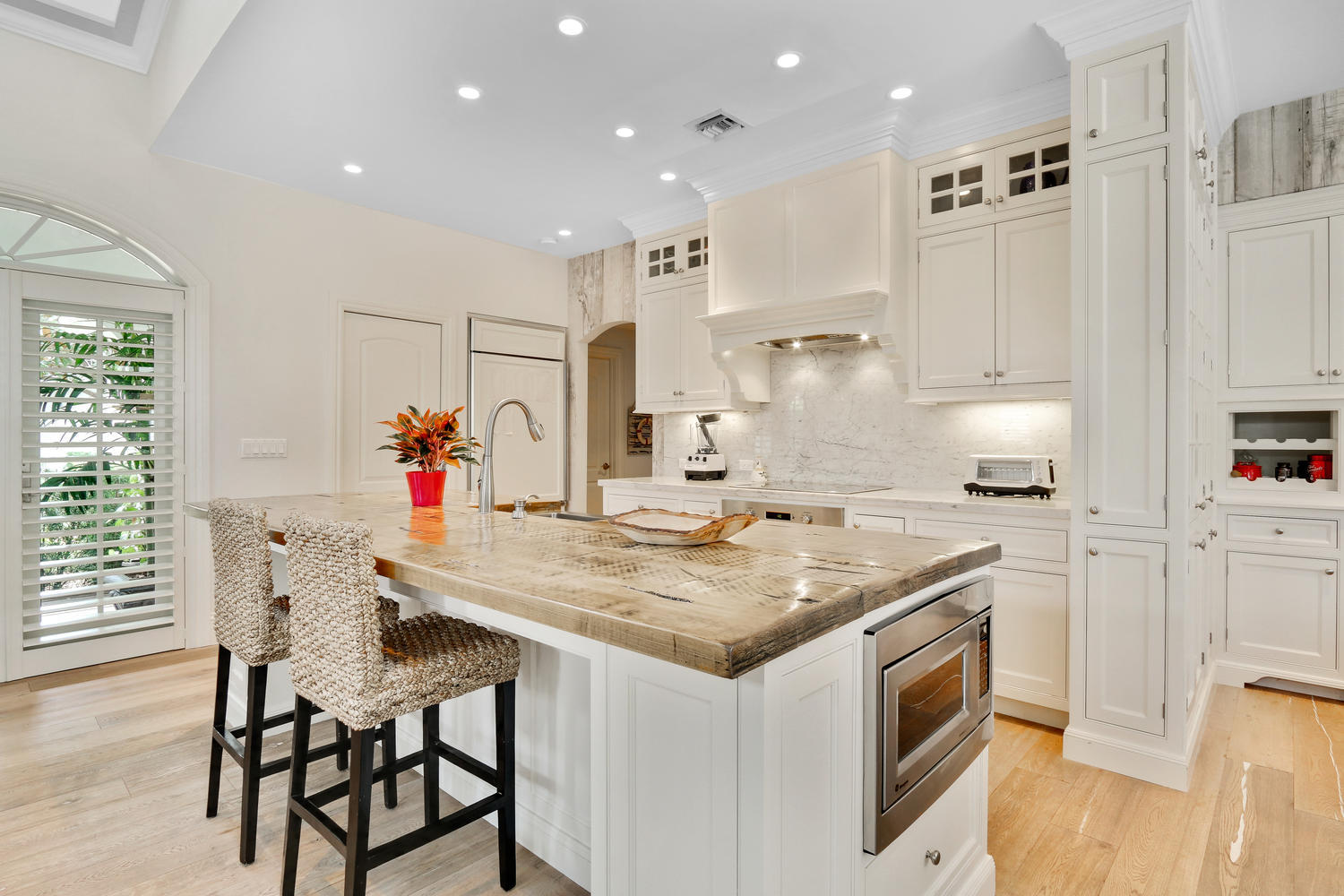 610 Northwest 7th Avenue Boca Raton, FL 33486 - Photo 6 of 20 610 NW 7th Ave Boca Raton FL-large-006-3