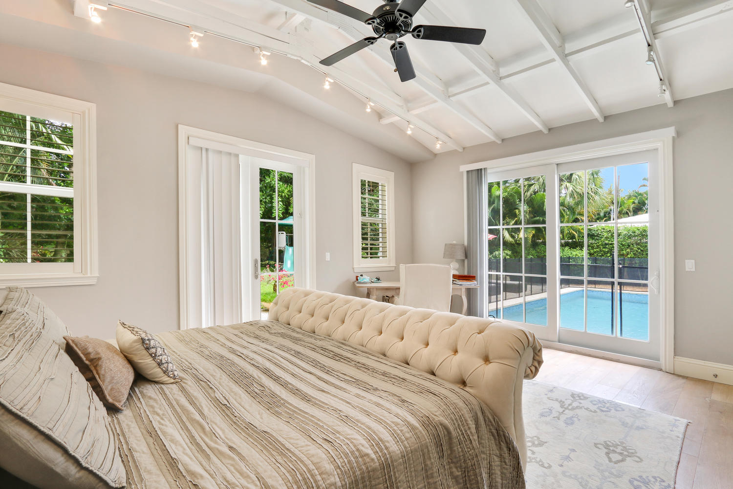 610 Northwest 7th Avenue Boca Raton, FL 33486 - Photo 9 of 20 610 NW 7th Ave Boca Raton FL-large-009-1