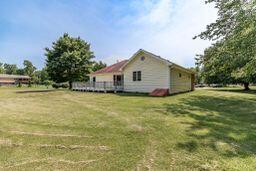 6996 Prairie View Court Demotte, IN 46310 - Photo 6 of 30 256x171