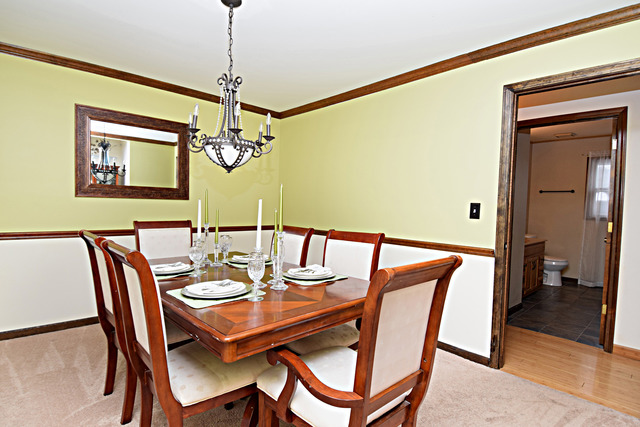 N040 Pierce Avenue Wheaton, IL 60187 - Photo 5 of 20 a dining room with furniture and window