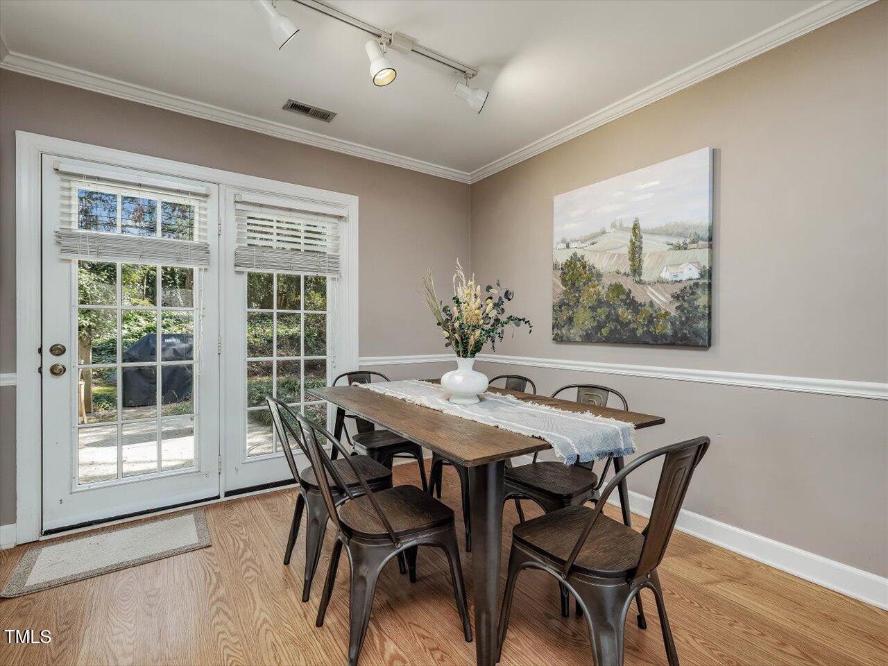 1328 Baez Street Raleigh, NC 27608 - Photo 8 of 32 14-Dining