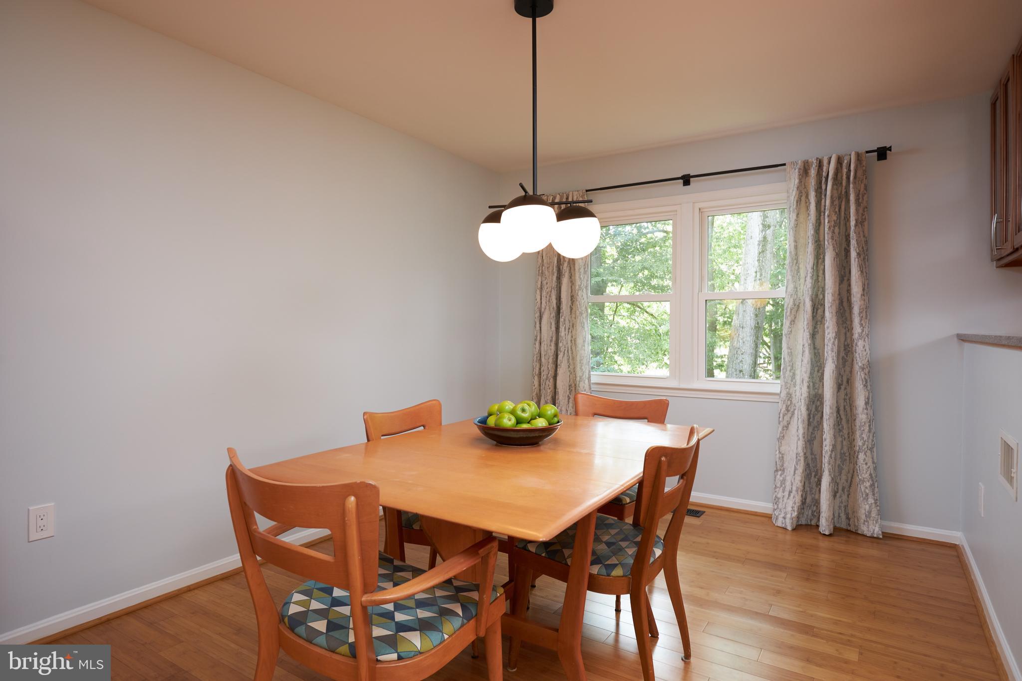 9103 Rothery Court Springfield, VA 22153 - Photo 8 of 45