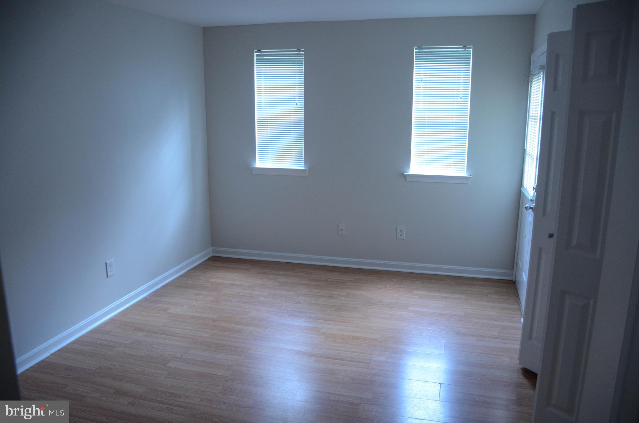 14905 Rydell Road, Unit B1 Centreville, VA 20121 - Photo 8 of 8 Gallery Image 8