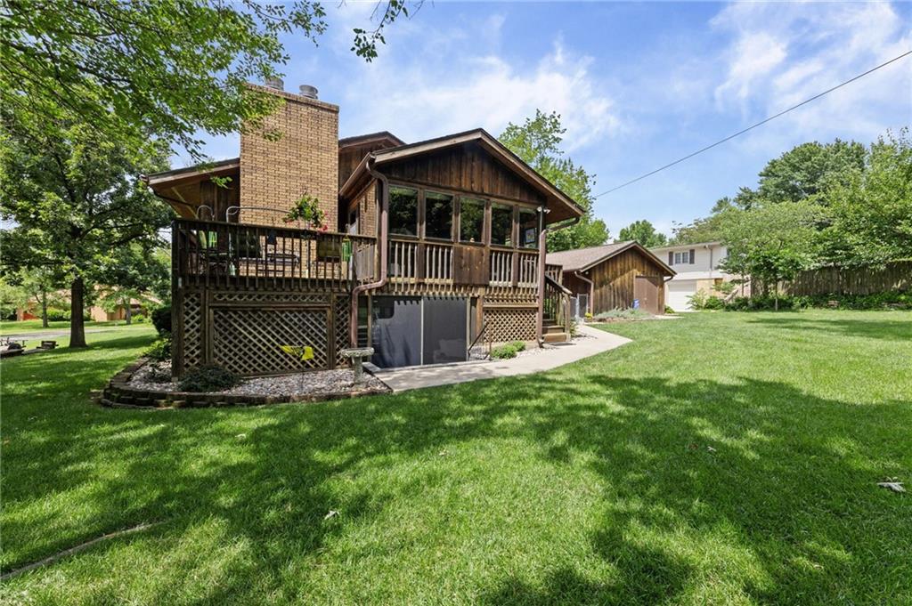 21 West Edwards Street Iola, KS 66749 - Photo 51 of 64