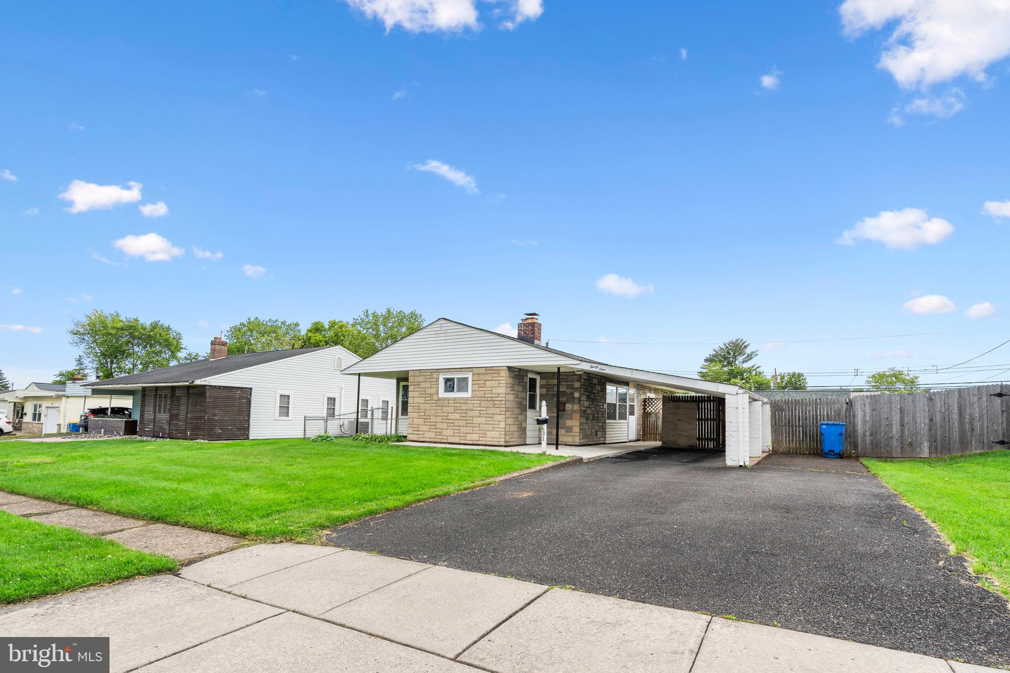 31 Gentle Road Levittown, PA 19057 - Photo 26 of 32 Double Driveway