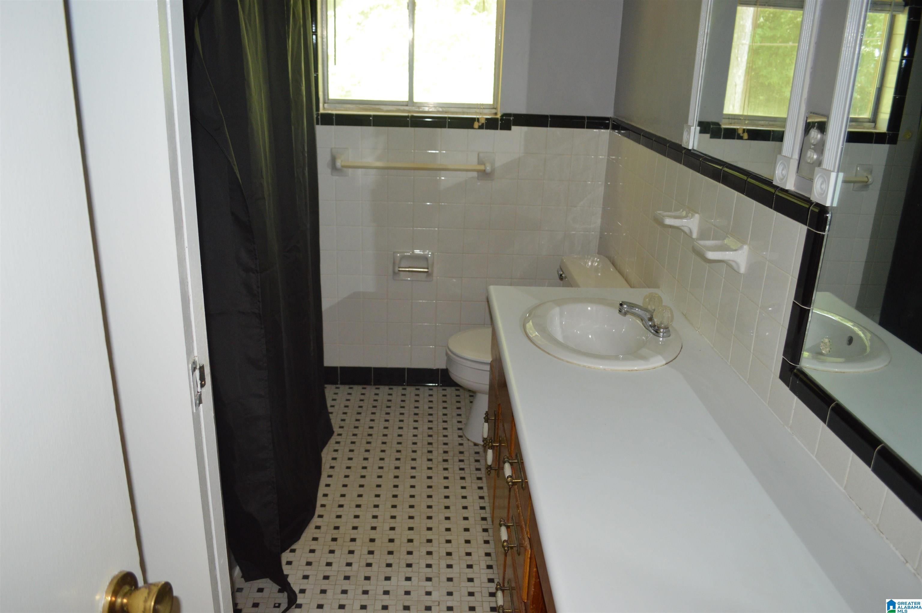 336 Westview Road Gardendale, AL 35071 - Photo 12 of 14