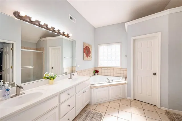 $489,000 | 14121 West 138th Terrace, Olathe, KS 66062