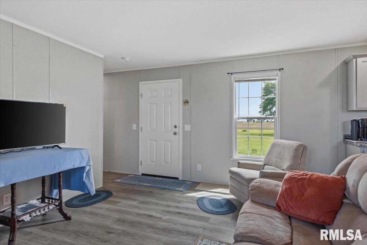 2934 Anderson Street Ashland, IL 62612 - Photo 8 of 28