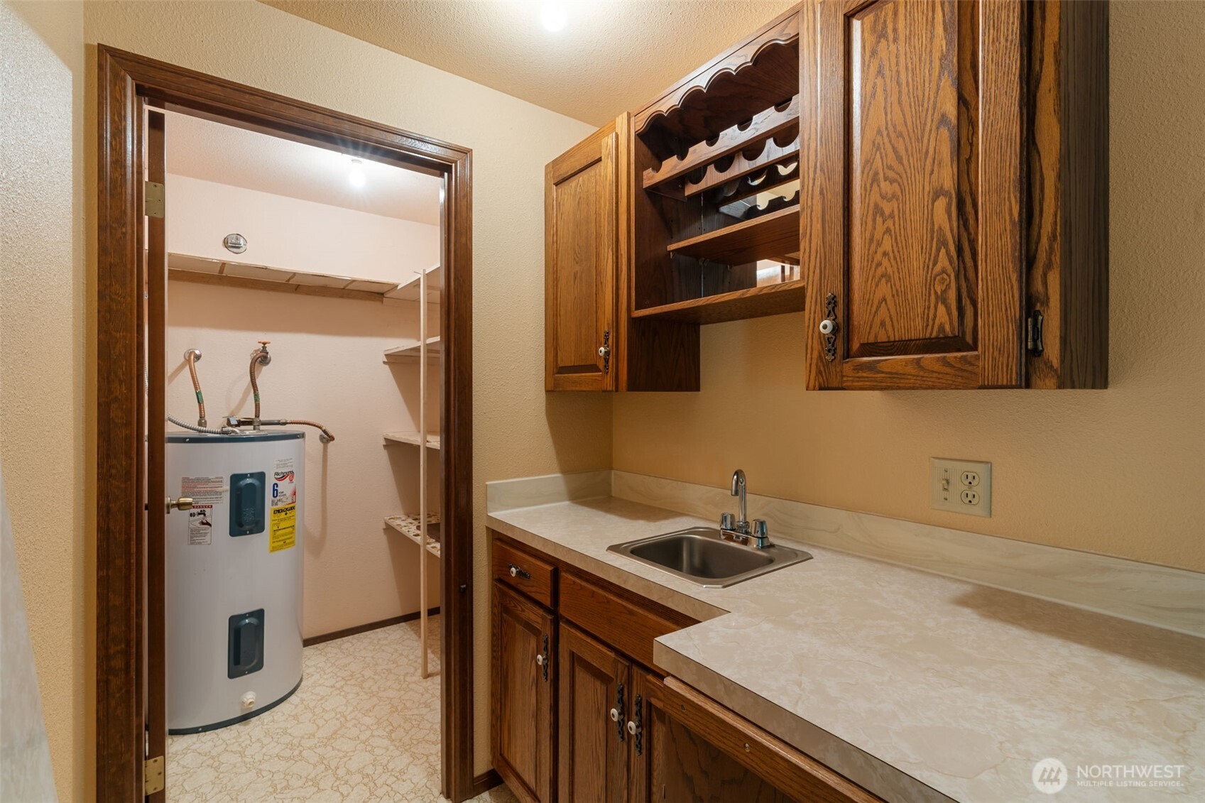 334 Burchett Road Onalaska, WA 98570 - Photo 17 of 39
