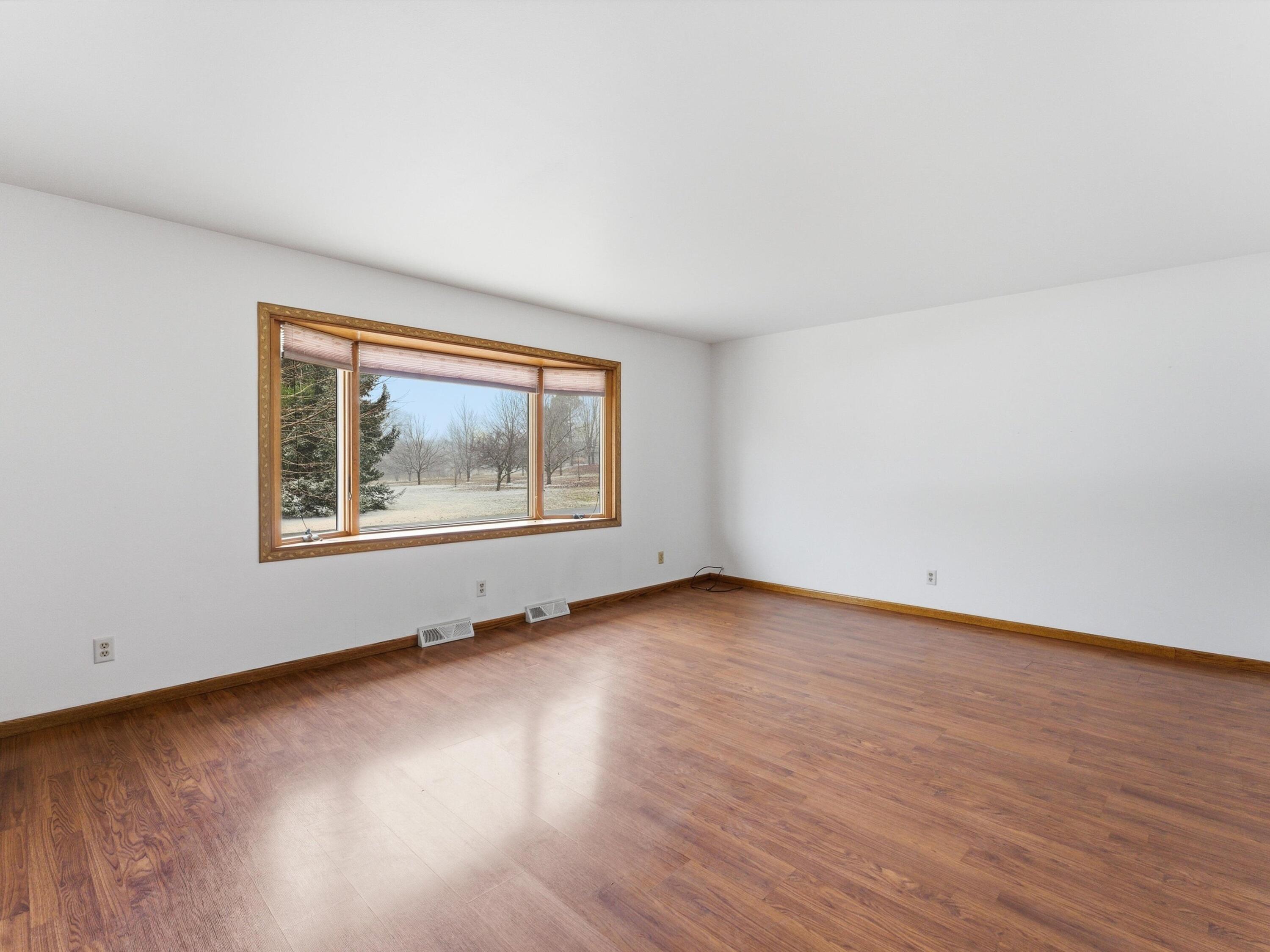 W7884 Center Road Greenbush, WI 53023 - Photo 16 of 32 14-010_2873914_09582