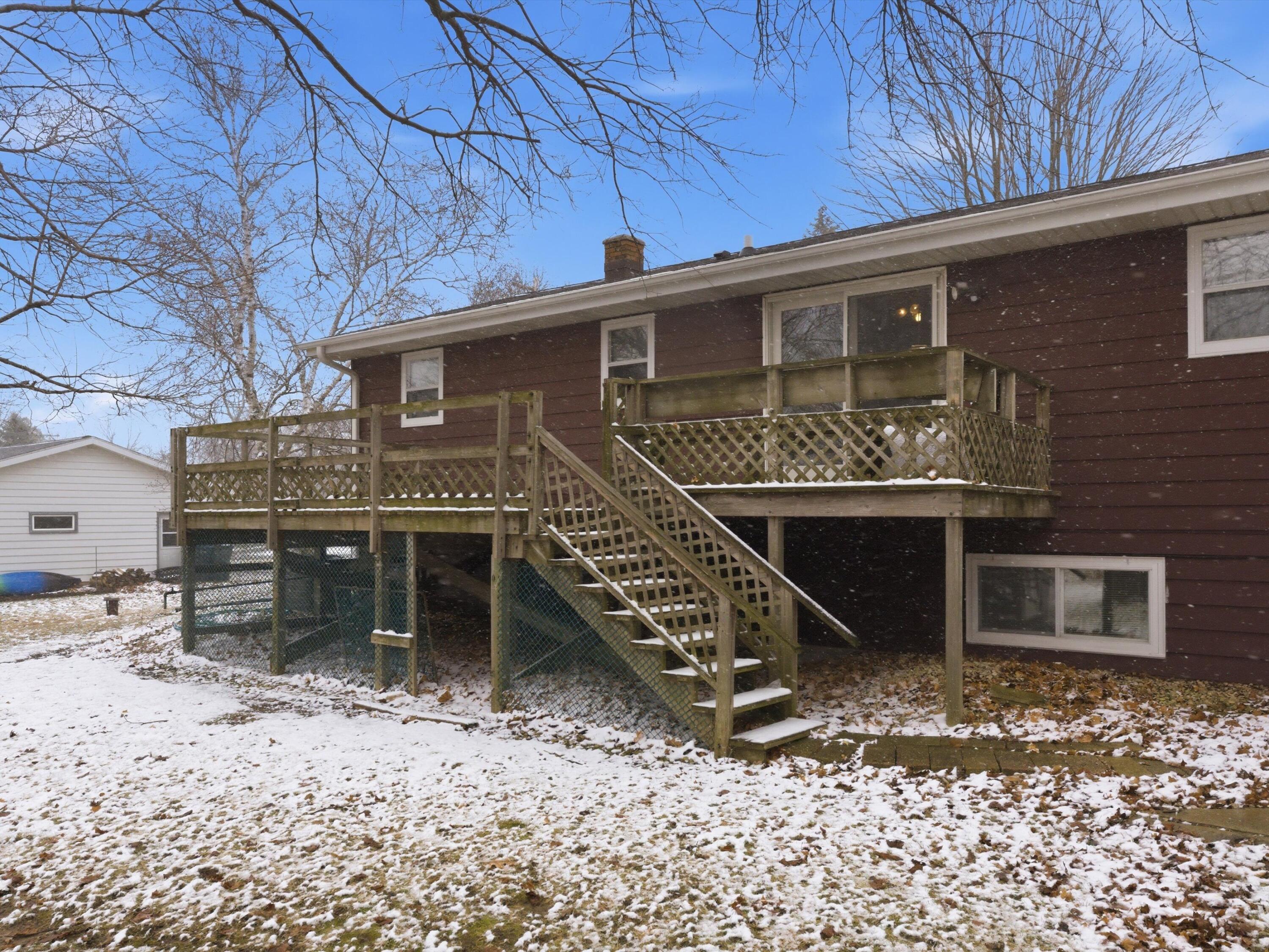 W7884 Center Road Greenbush, WI 53023 - Photo 6 of 32 08-005_2873914_09642