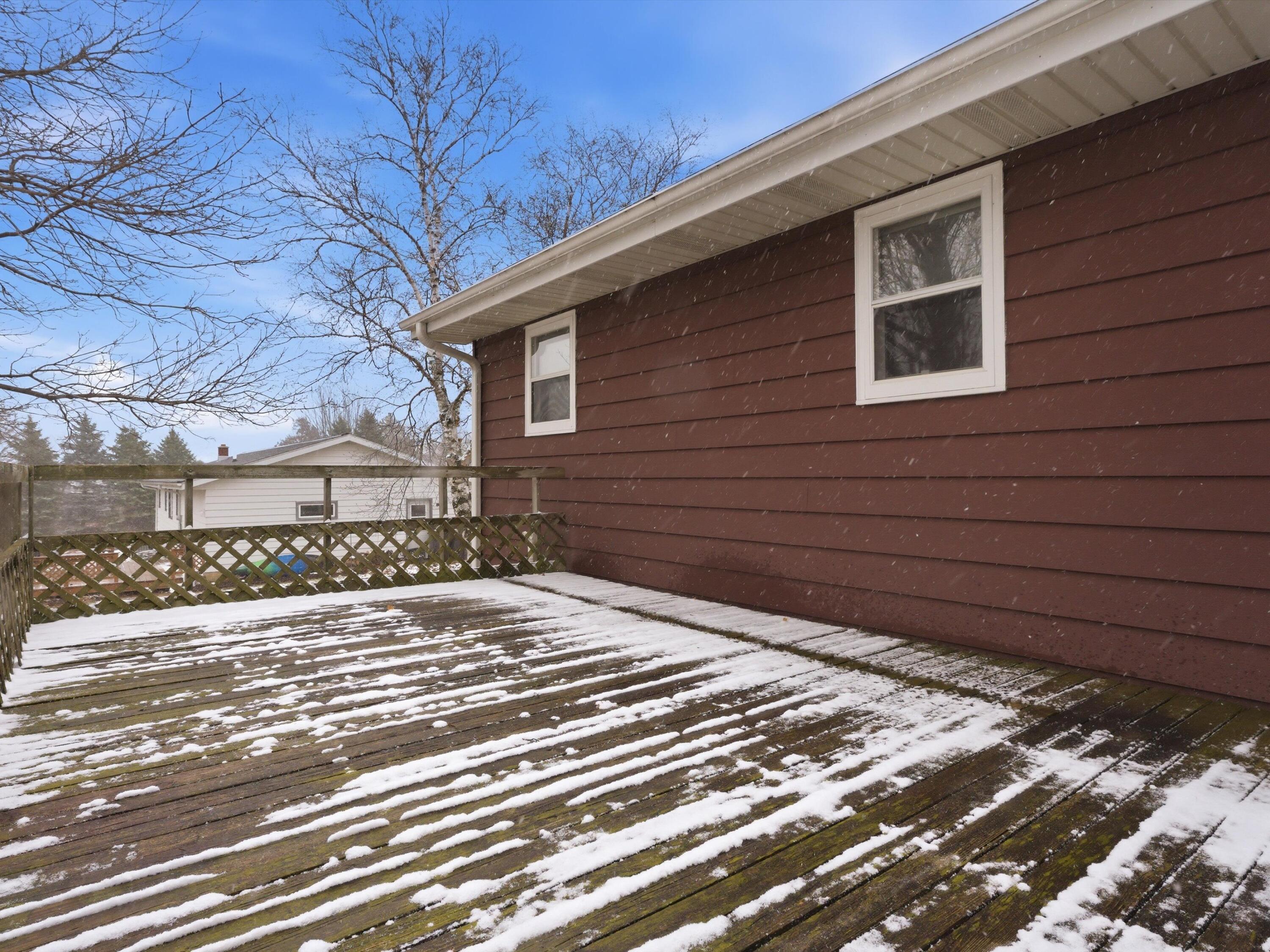 W7884 Center Road Greenbush, WI 53023 - Photo 7 of 32 10-006_2873914_09643