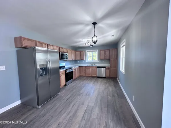 $1,250 | 149 Oyster Lane, Unit 1, Hubert, NC 28539