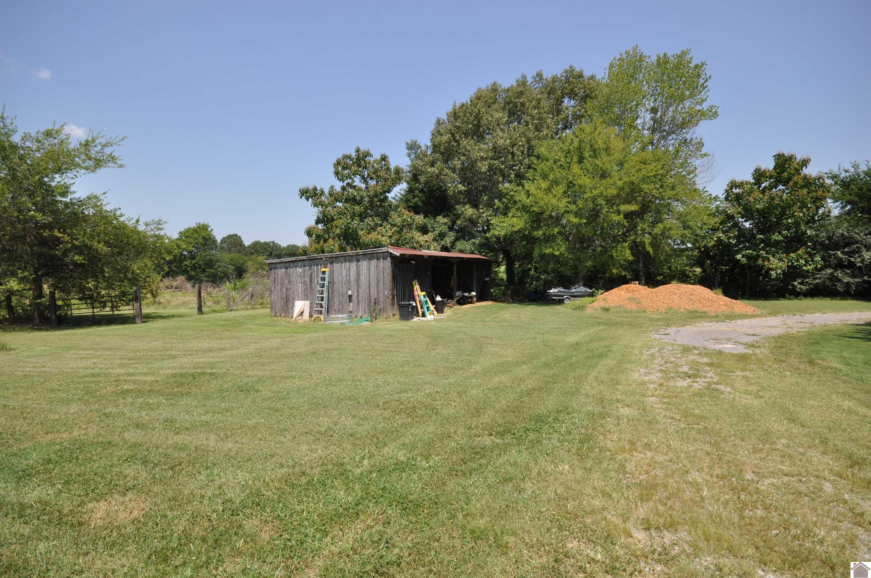 1900 Walnut Grove Road Benton, KY 42025 - Photo 28 of 32 Photo 28