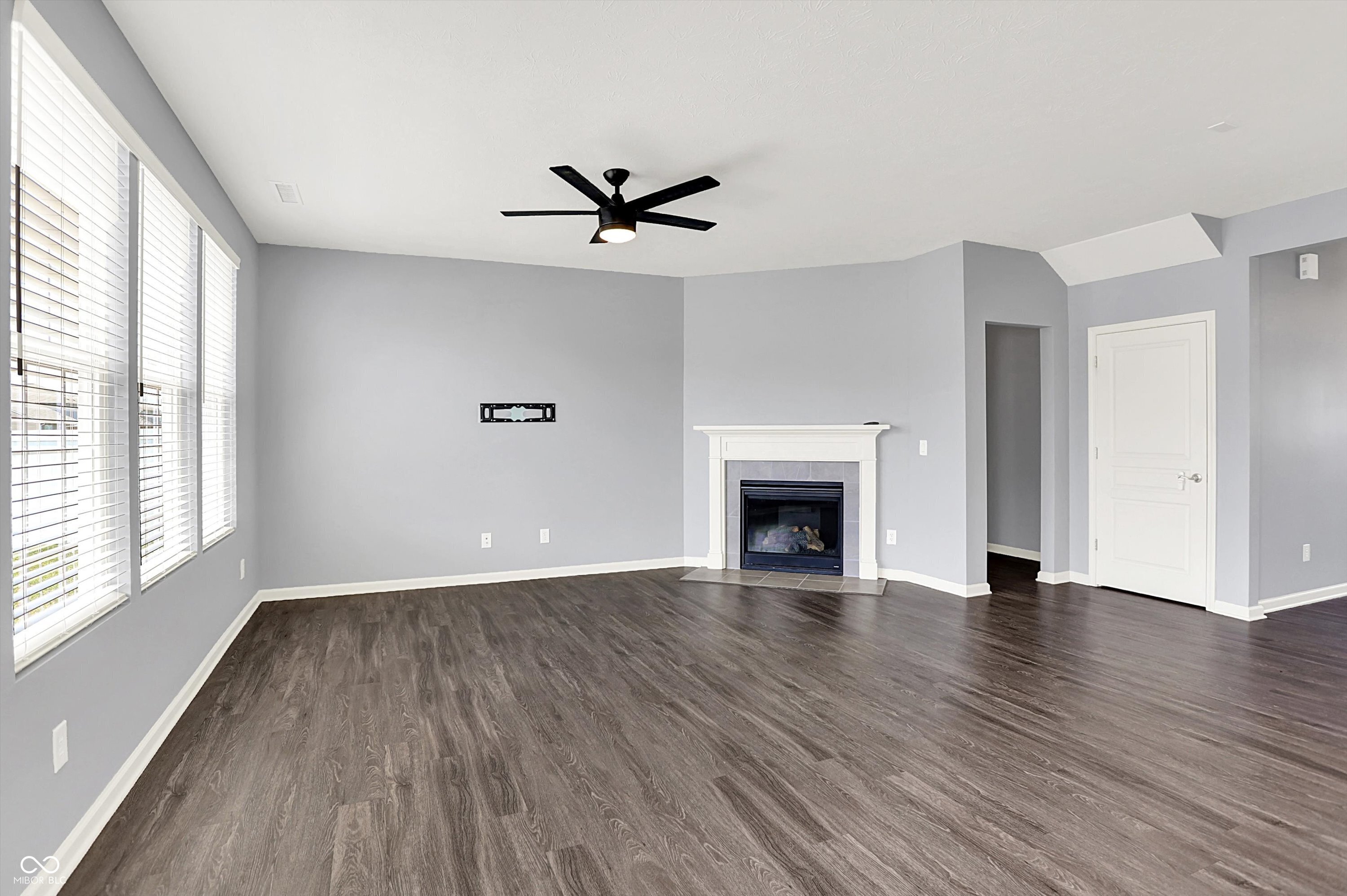 6827 Fallen Leaf Drive Whitestown, IN 46075 - Photo 14 of 43