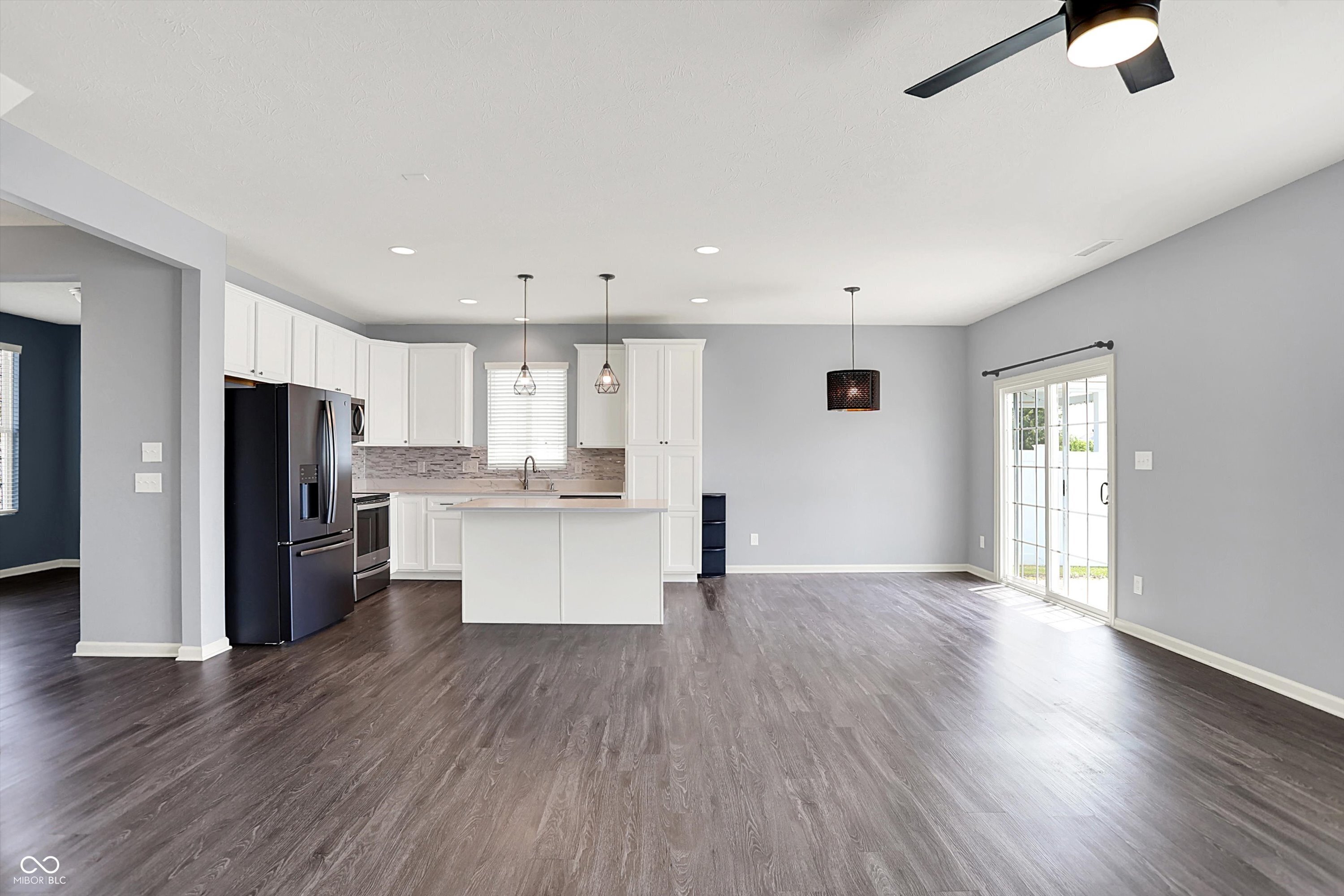 6827 Fallen Leaf Drive Whitestown, IN 46075 - Photo 16 of 43