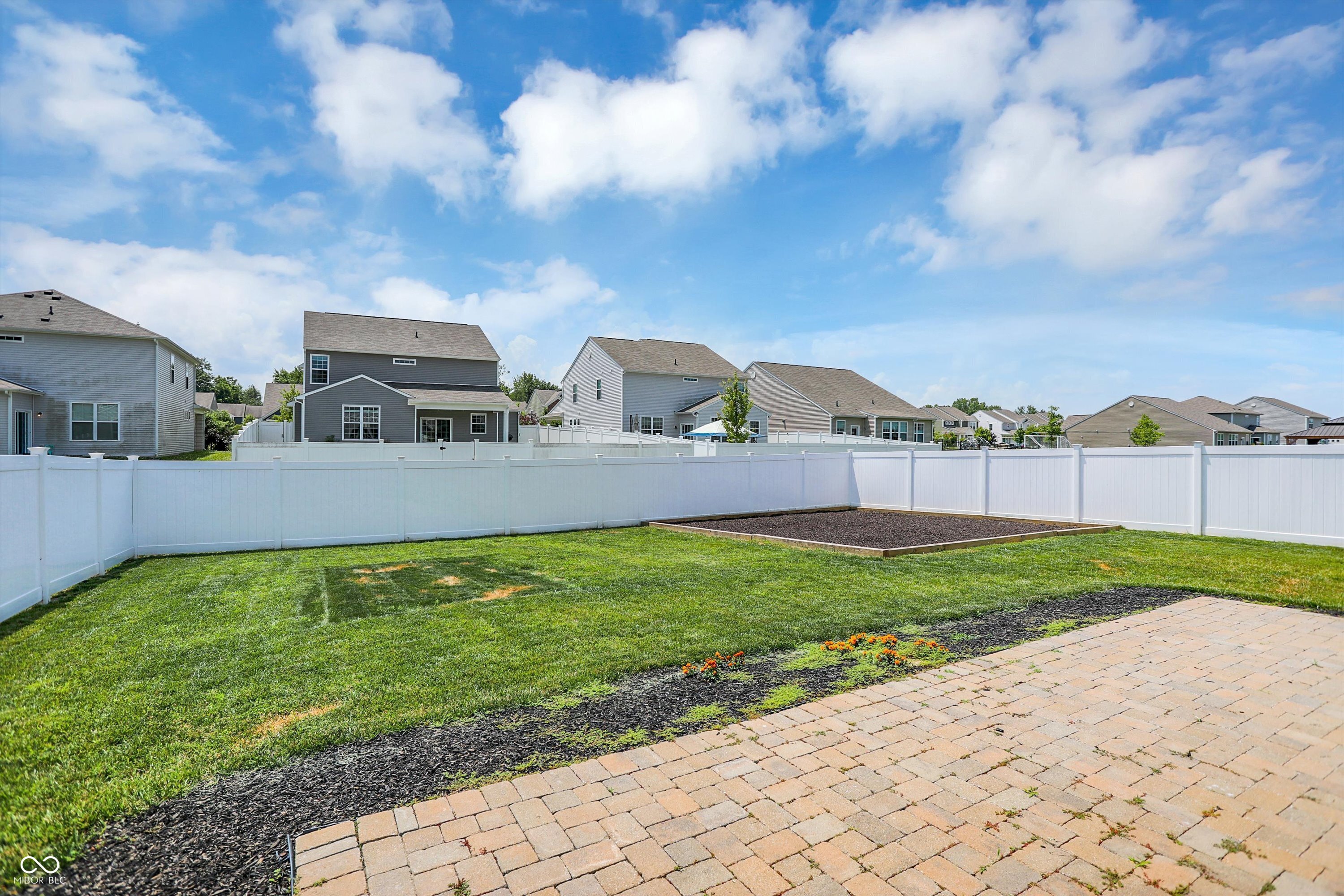 6827 Fallen Leaf Drive Whitestown, IN 46075 - Photo 3 of 43