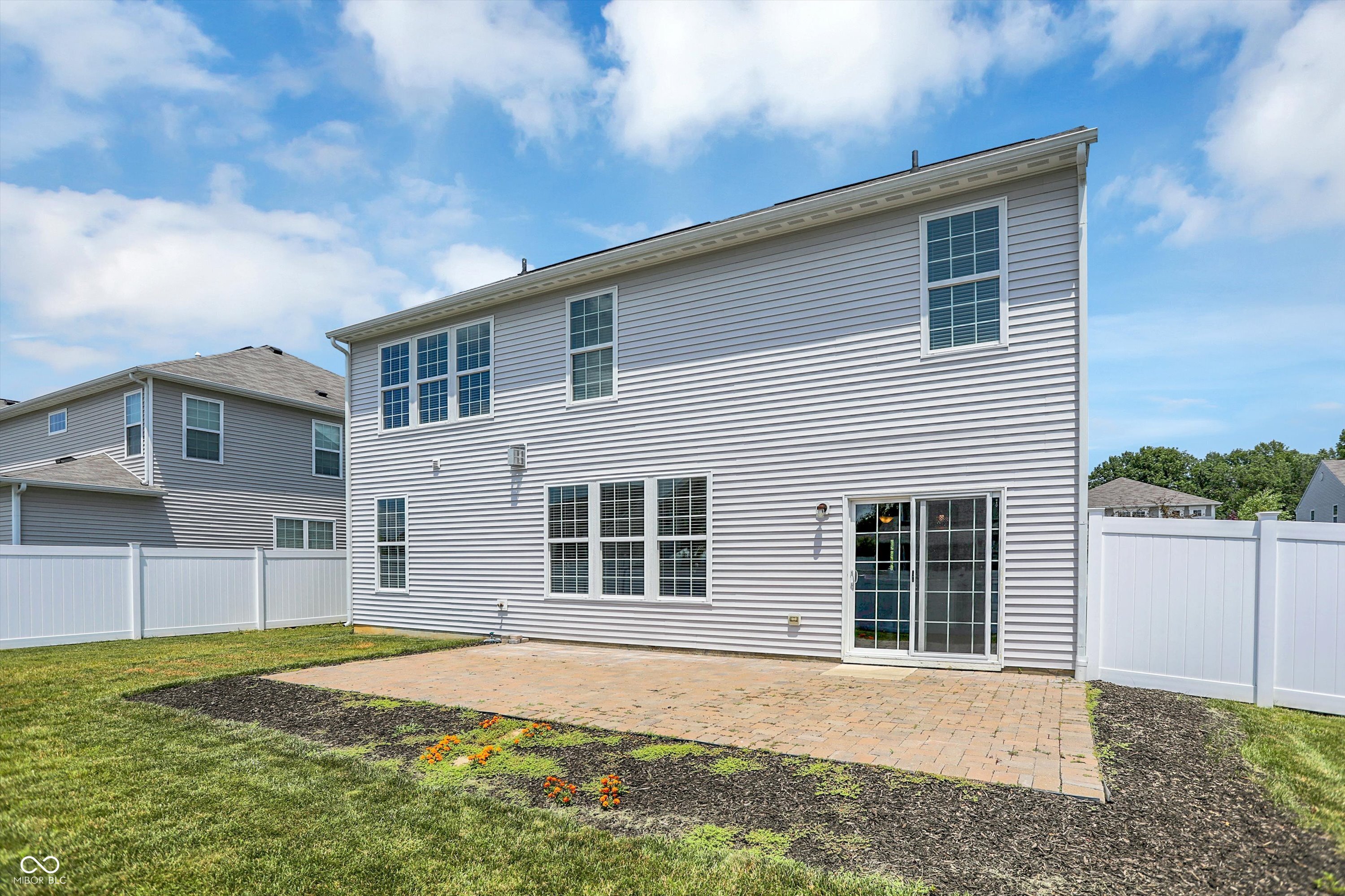 6827 Fallen Leaf Drive Whitestown, IN 46075 - Photo 37 of 43