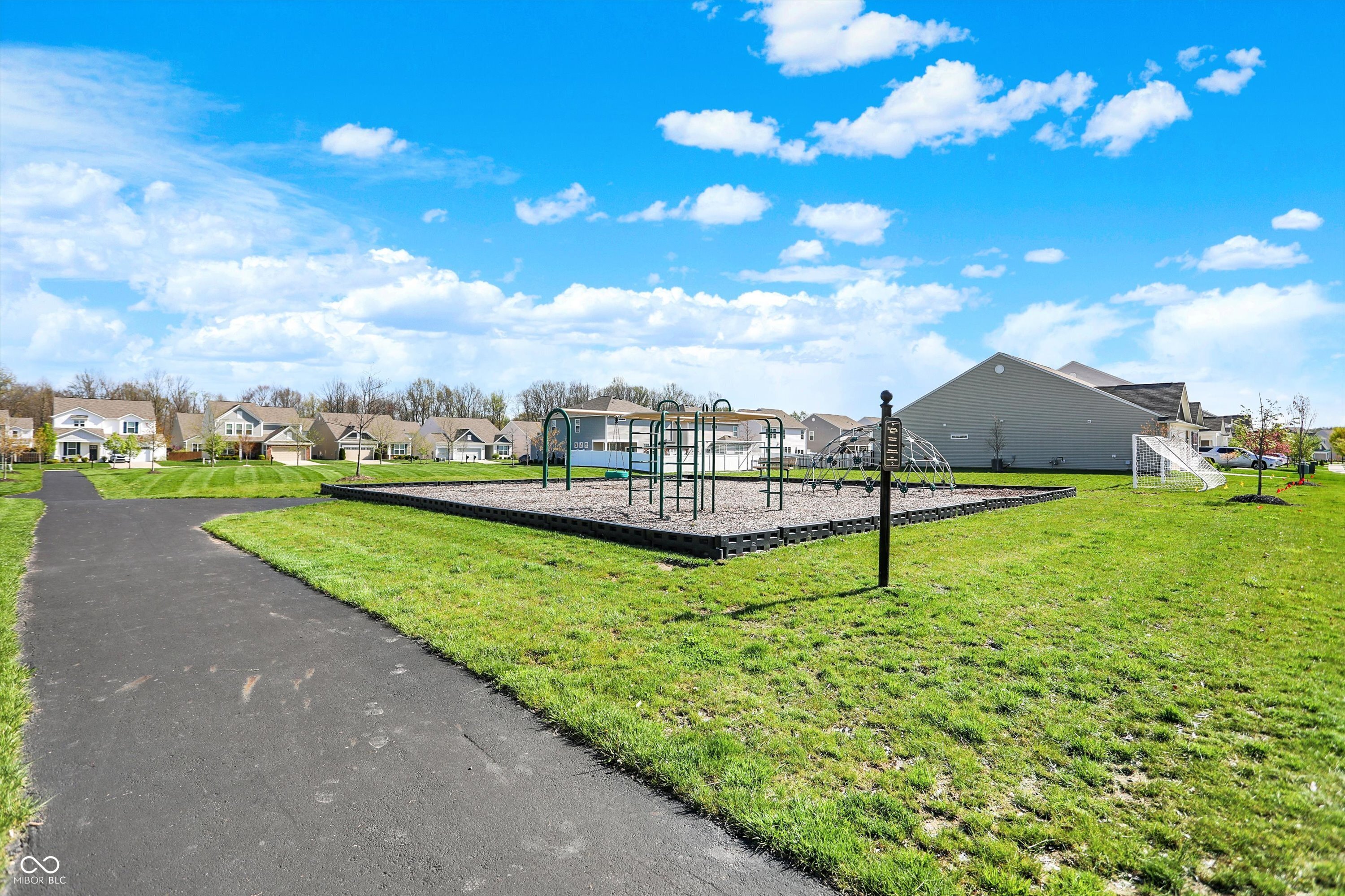 6827 Fallen Leaf Drive Whitestown, IN 46075 - Photo 40 of 43