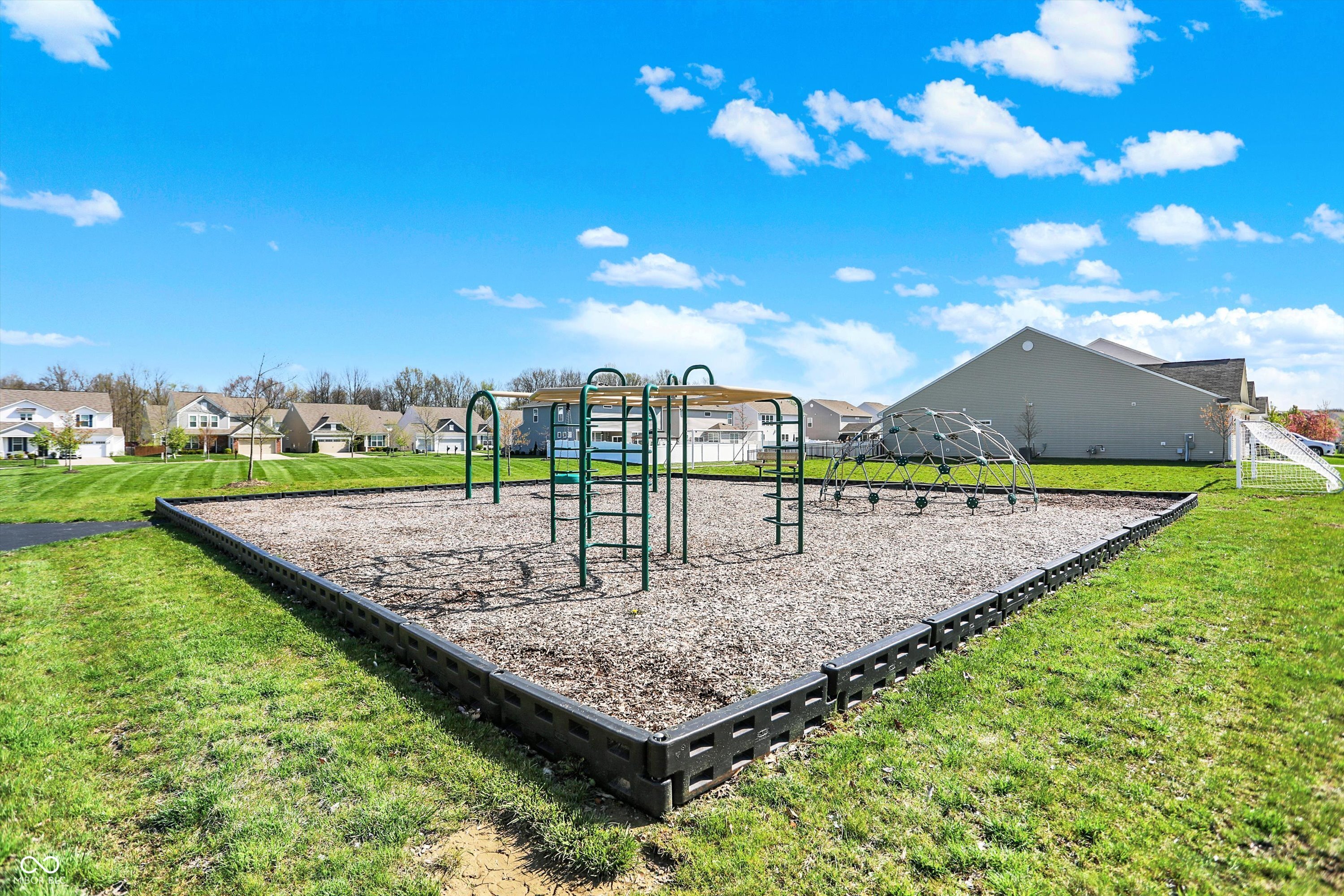 6827 Fallen Leaf Drive Whitestown, IN 46075 - Photo 41 of 43