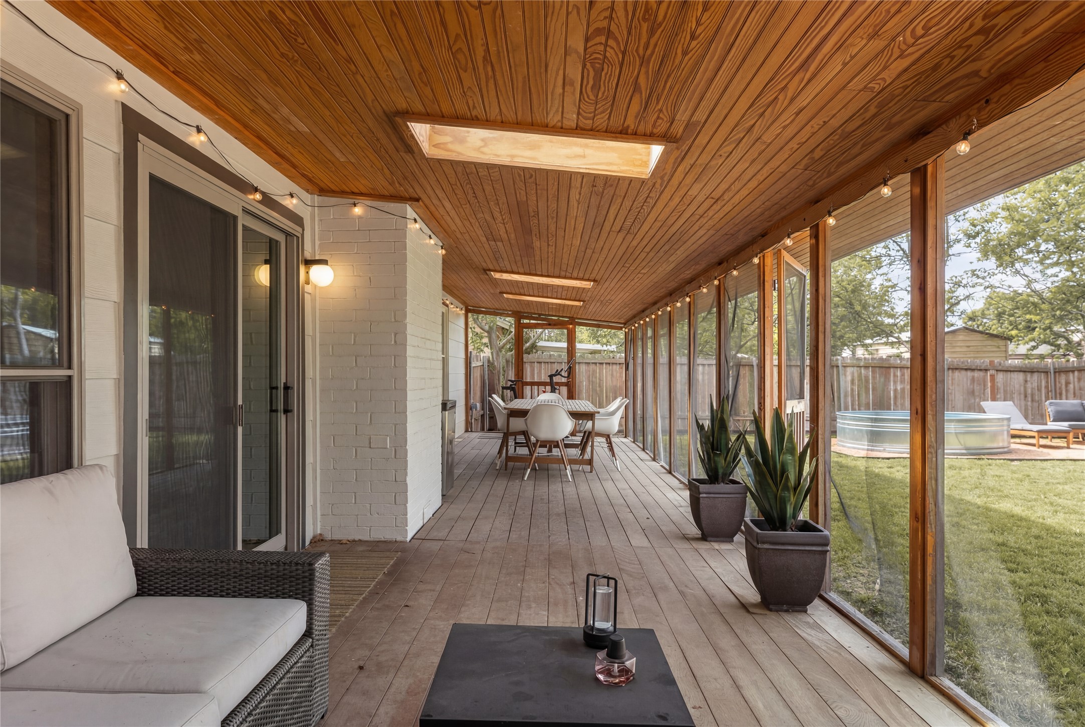 1316 Neans Drive Austin, TX 78758 - Photo 4 of 40