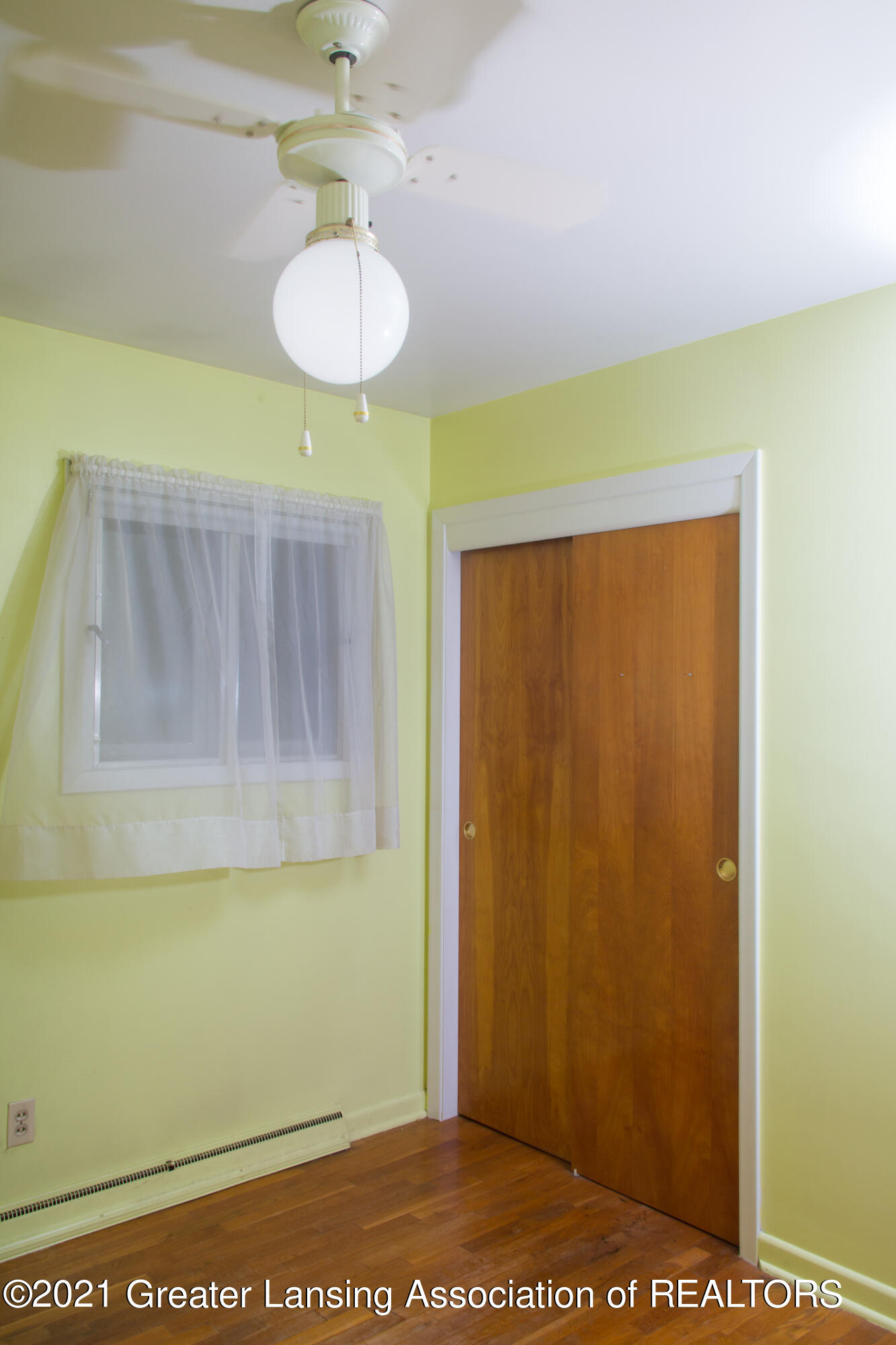 3723 Ridgefield Road Lansing, MI 48906 - Photo 40 of 68 IMG_3666