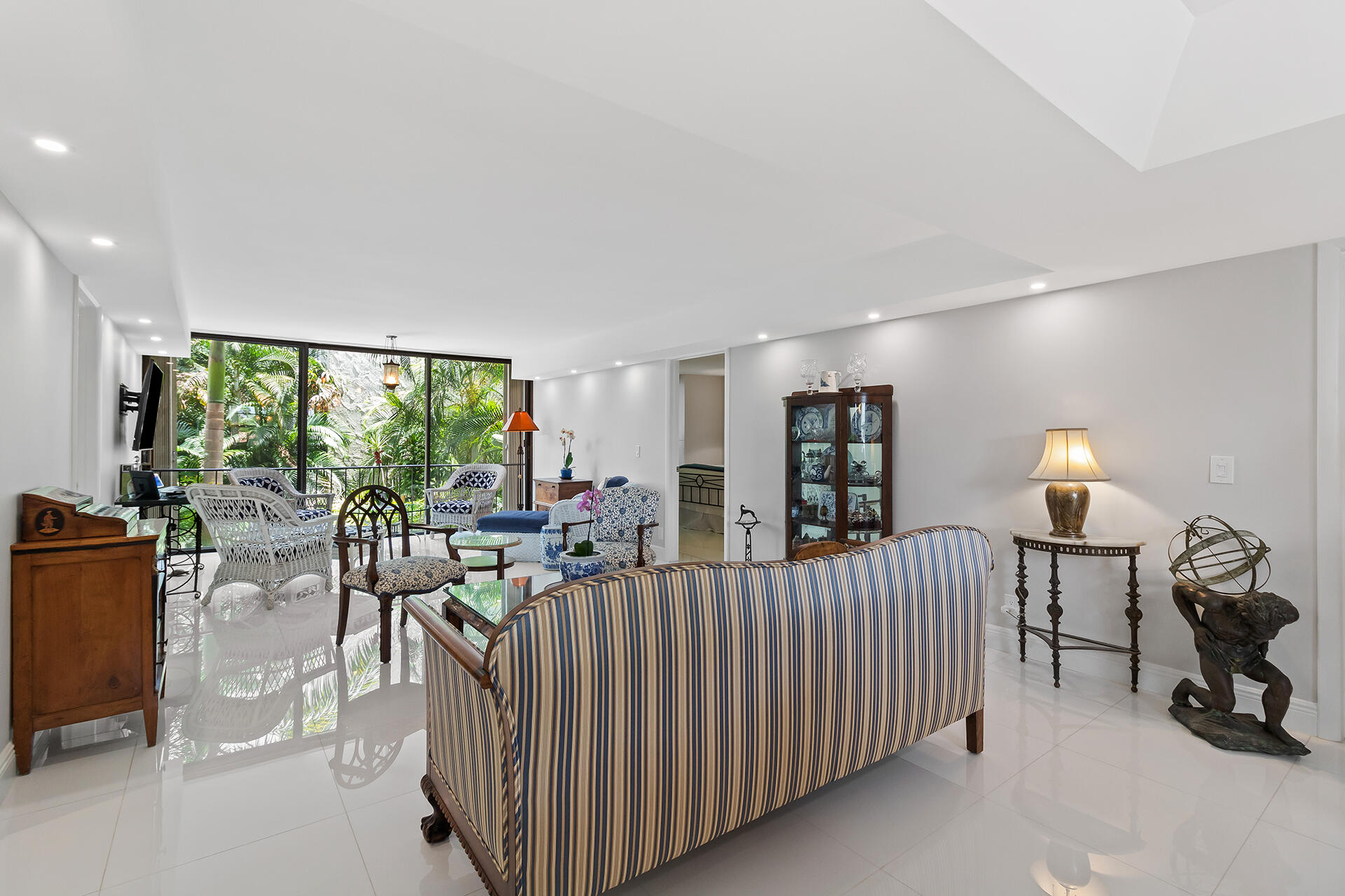 501 Southwest 11th Place, Unit 206 Boca Raton, FL 33432 - Photo 6 of 25 IMG_0606