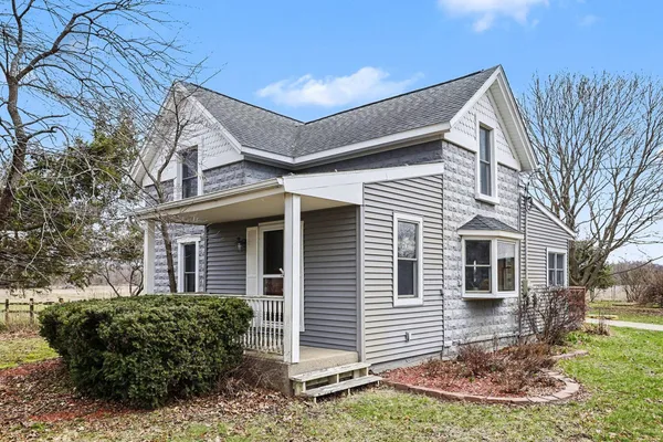 $275,000 | 26705 29th Street, Gobles, MI 49055