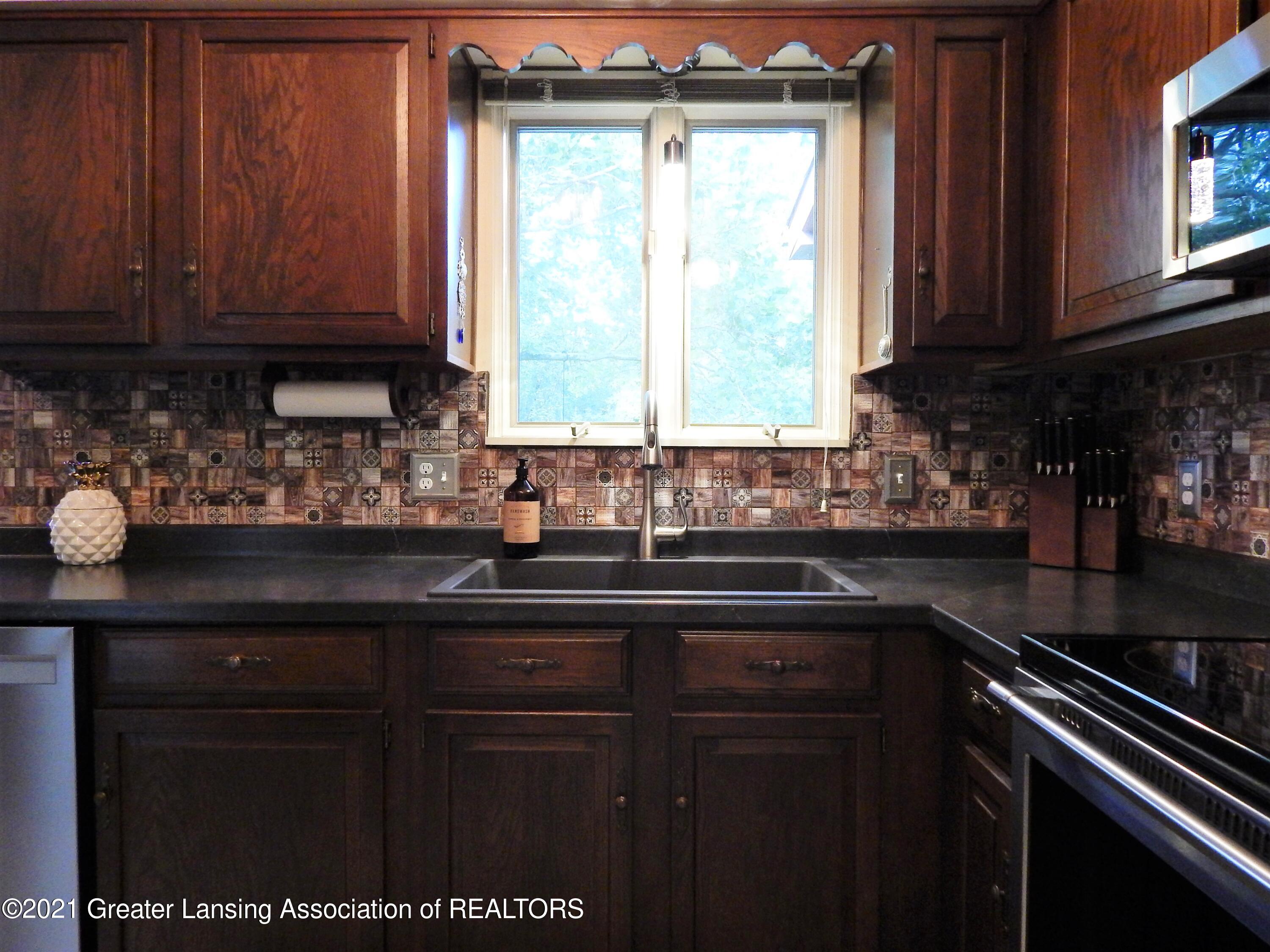 13330 Wood Road Bath, MI 48808 - Photo 9 of 44 KITCHEN