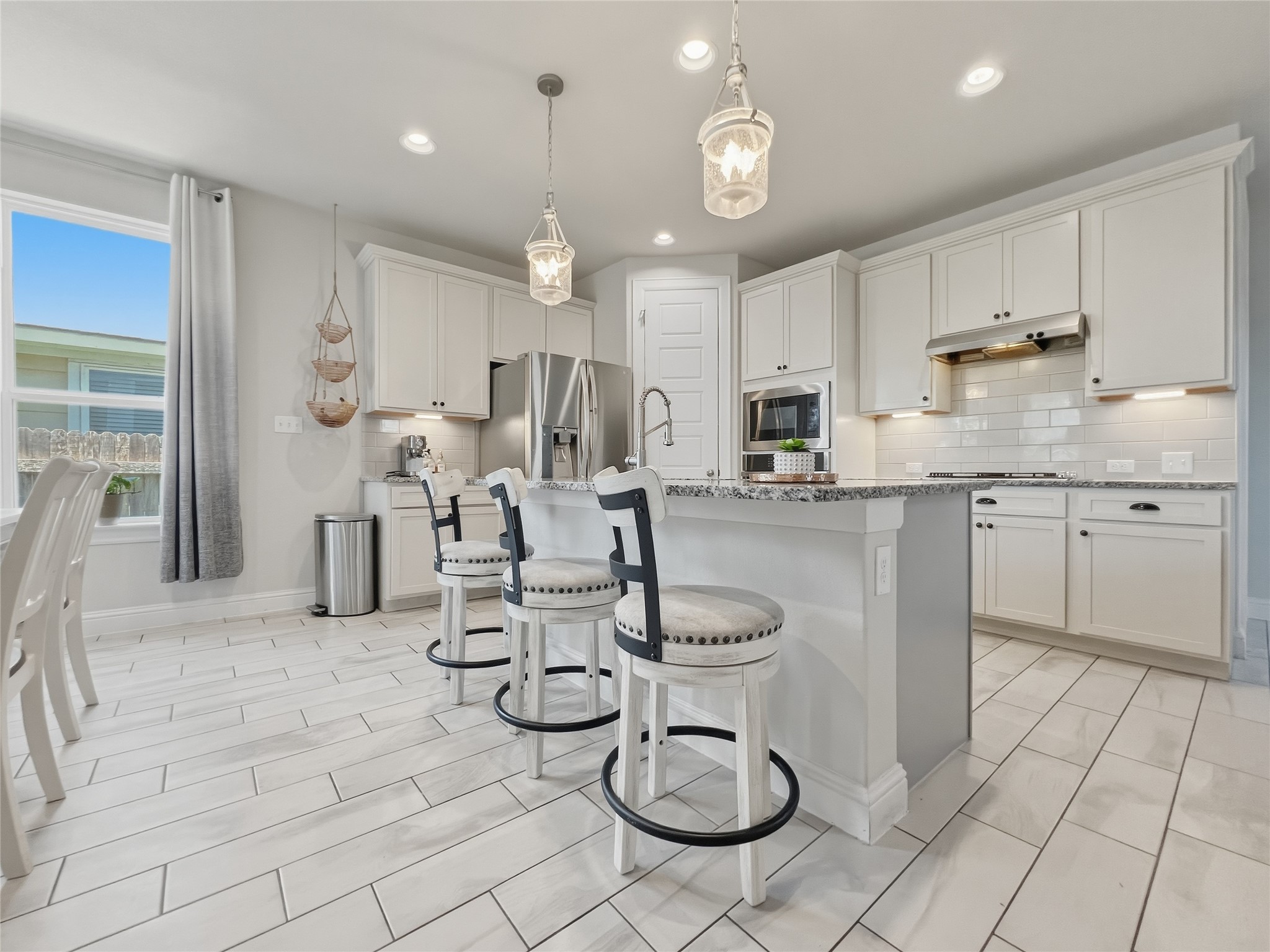 309 Gaida Loop Georgetown, TX 78628 - Photo 7 of 28