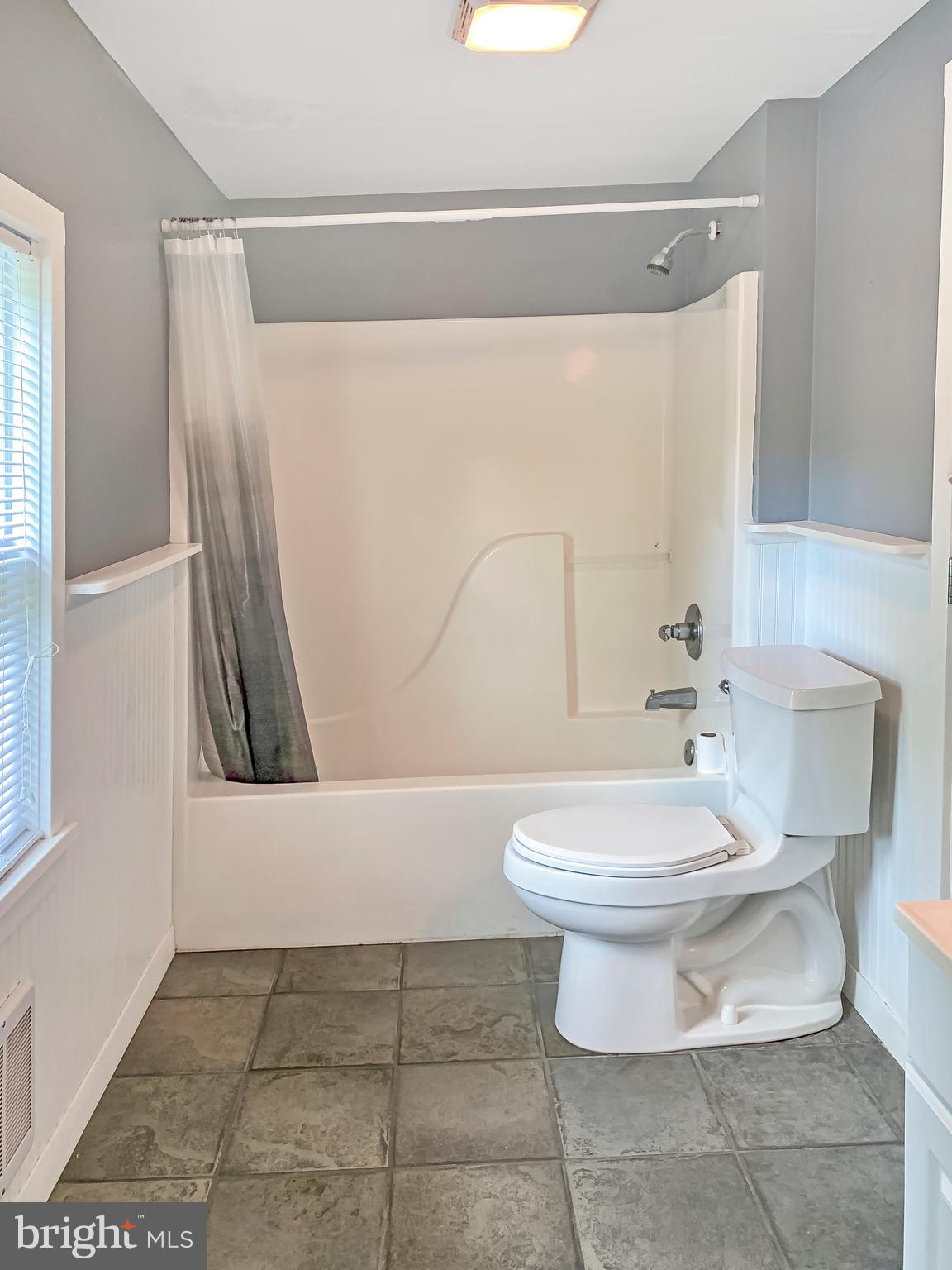 26919 Siloam Road Salisbury, MD 21801 - Photo 13 of 29 Downstairs full bath