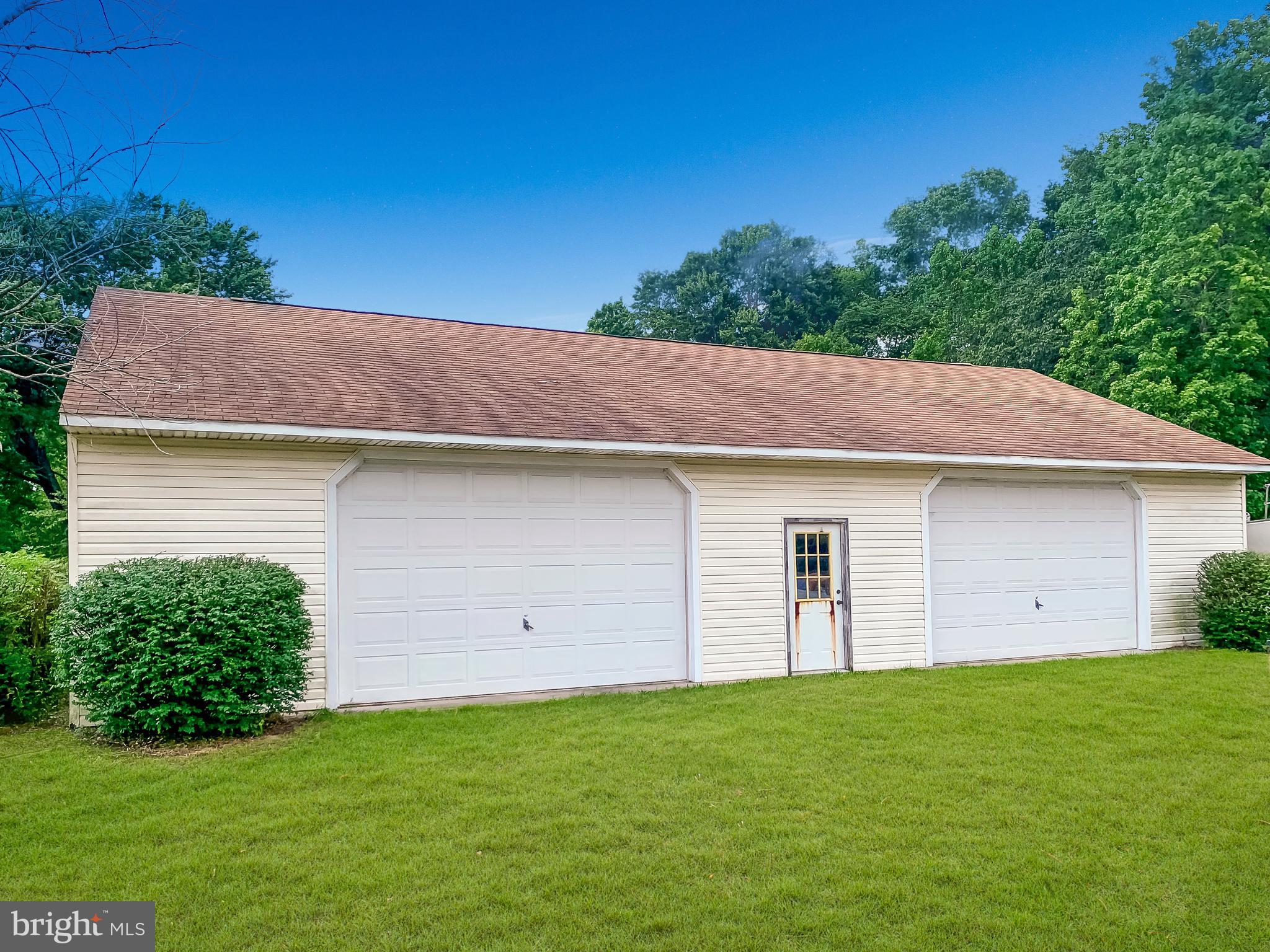 26919 Siloam Road Salisbury, MD 21801 - Photo 21 of 29 Oversize 30 x 56 detached garage