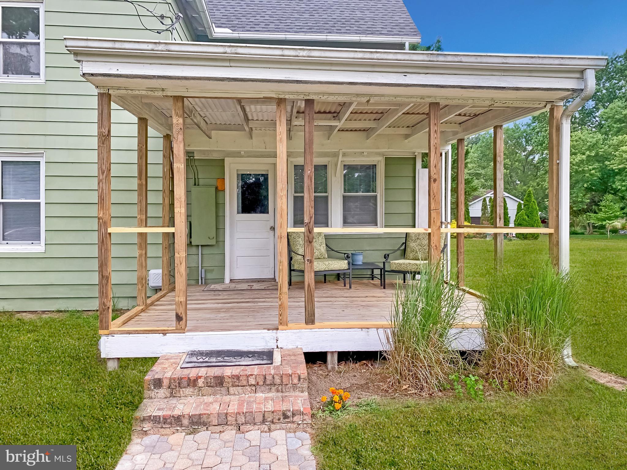 26919 Siloam Road Salisbury, MD 21801 - Photo 22 of 29 Side porch (owner is in process of screening in)