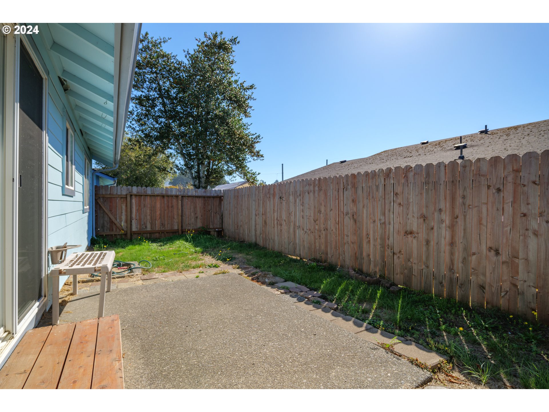 716 Pioneer Road Brookings, OR 97415 - Photo 17 of 48