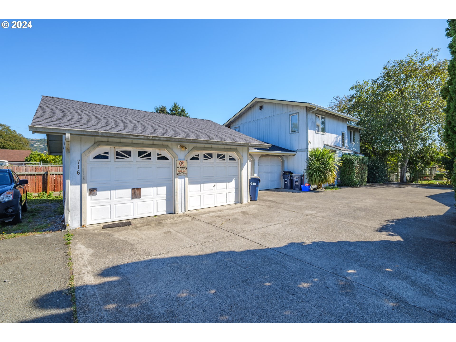 716 Pioneer Road Brookings, OR 97415 - Photo 4 of 48