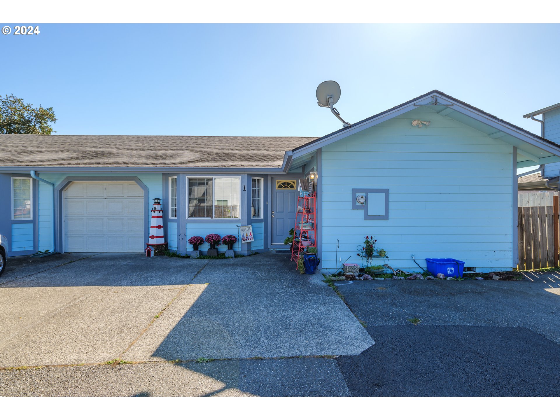 716 Pioneer Road Brookings, OR 97415 - Photo 5 of 48