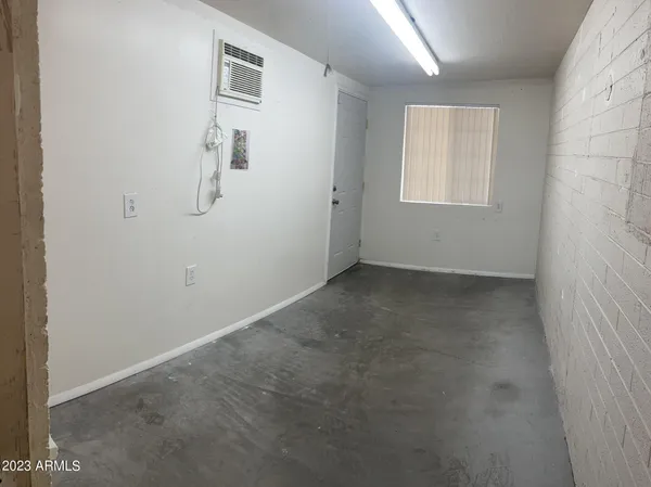 $2,500 | 1308 East Monroe Street, Phoenix, AZ 85034