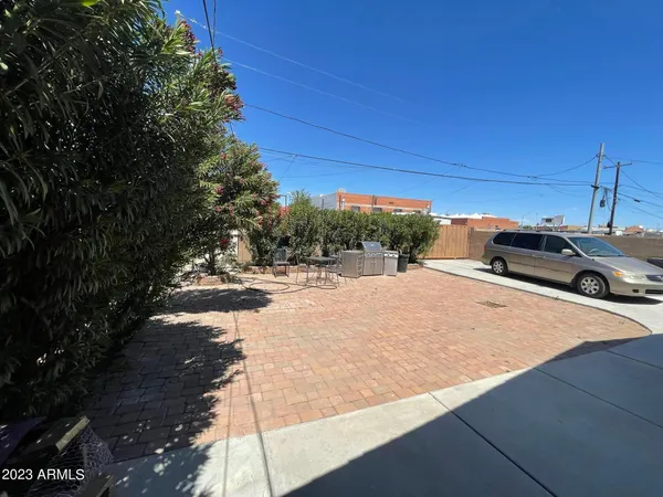 $2,500 | 1308 East Monroe Street, Phoenix, AZ 85034