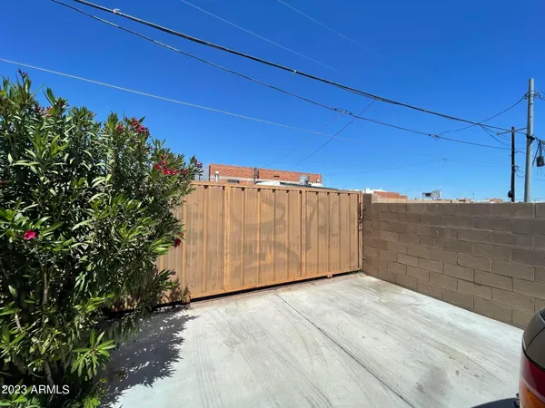 $2,500 | 1308 East Monroe Street, Phoenix, AZ 85034