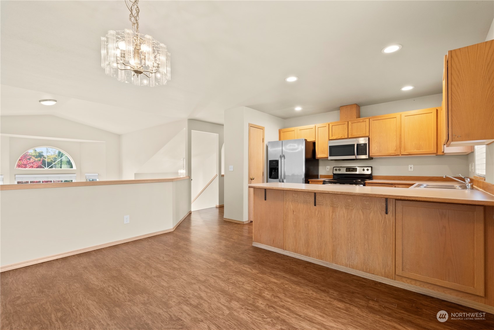 17183 Mountain View Road Southeast Monroe, WA 98272 - Photo 8 of 30 Gallery Image 8