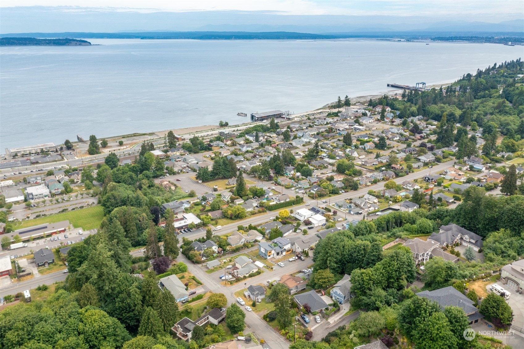 827 Goat Trail Loop Road Mukilteo, WA 98275 - Photo 32 of 37 Gallery Image 32