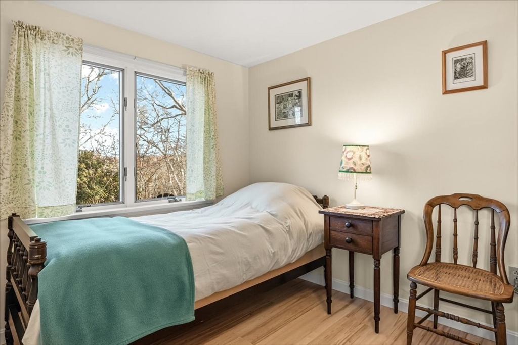 28 Lawrence Farm Road Falmouth, MA 02543 - Photo 17 of 24 Gallery Image 17