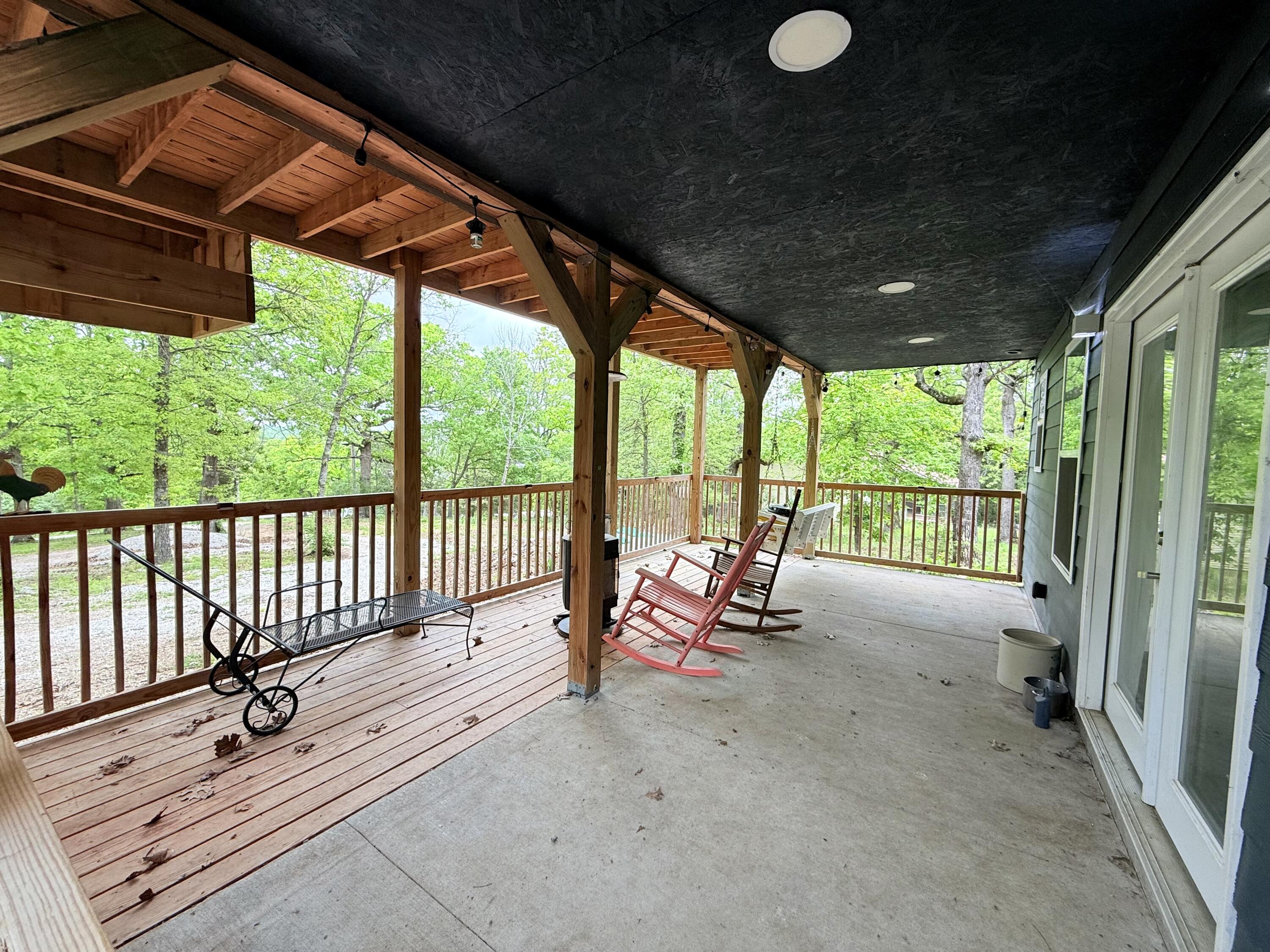 148 Crooked Tree Road Galena, MO 65656 - Photo 5 of 24 IMG_4210