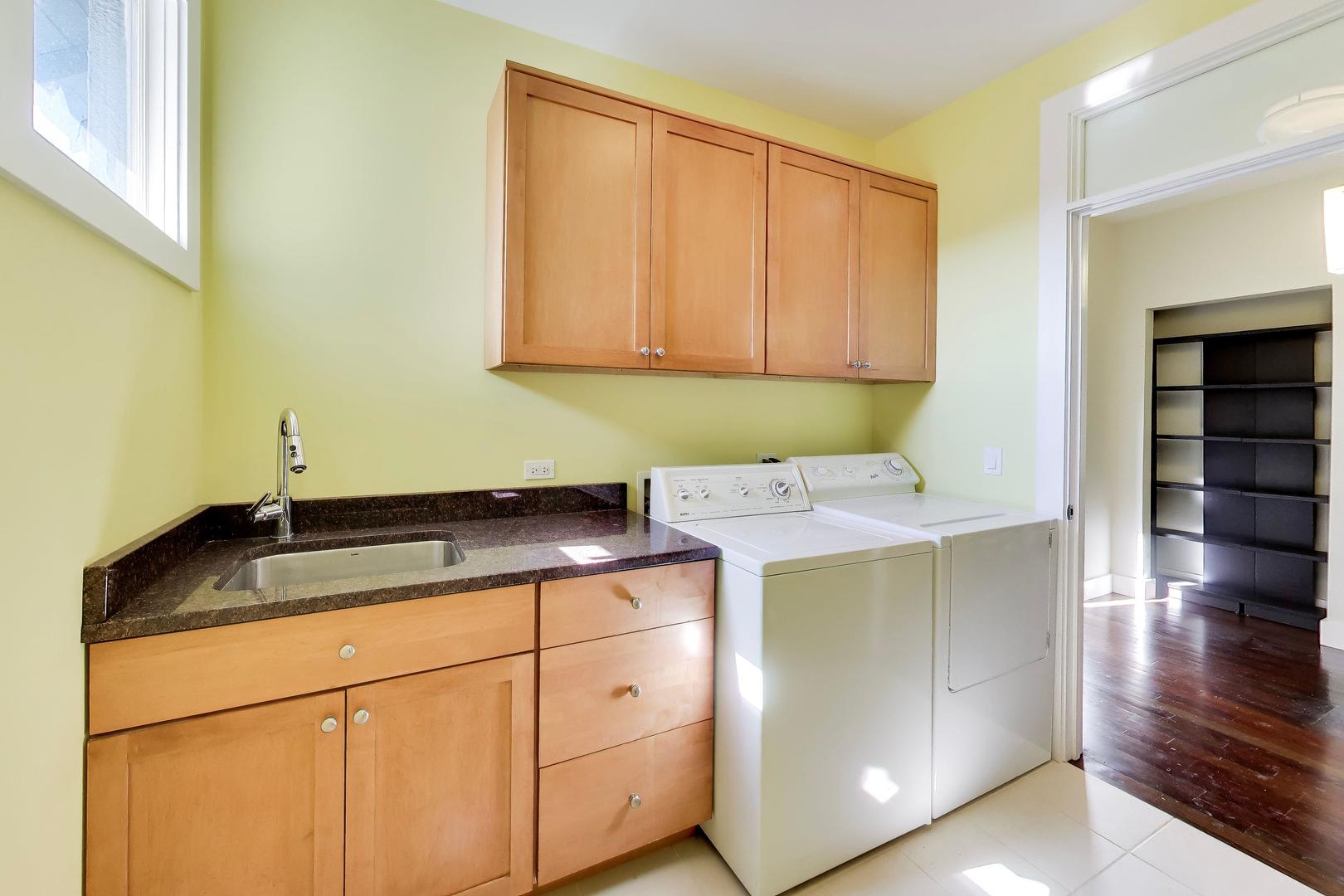 535 Cedar Street Park Ridge, IL 60068 - Photo 37 of 47 Gallery Image 37