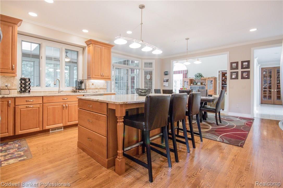 3871 Walnut Brook Drive Rochester, MI 48309 - Photo 11 of 32 11.jpg